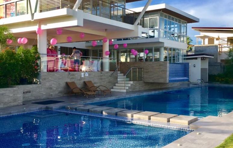 Cebu House swimming pool